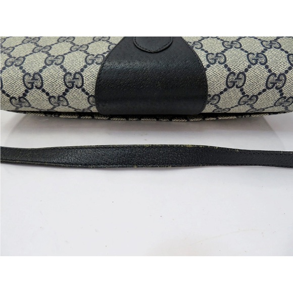 Gucci Monogram Black and Cream Crossbody Bag - Picture 7 of 16